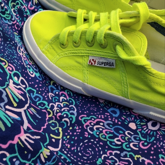 Superga Neon Yellow - Picture 5 of 12